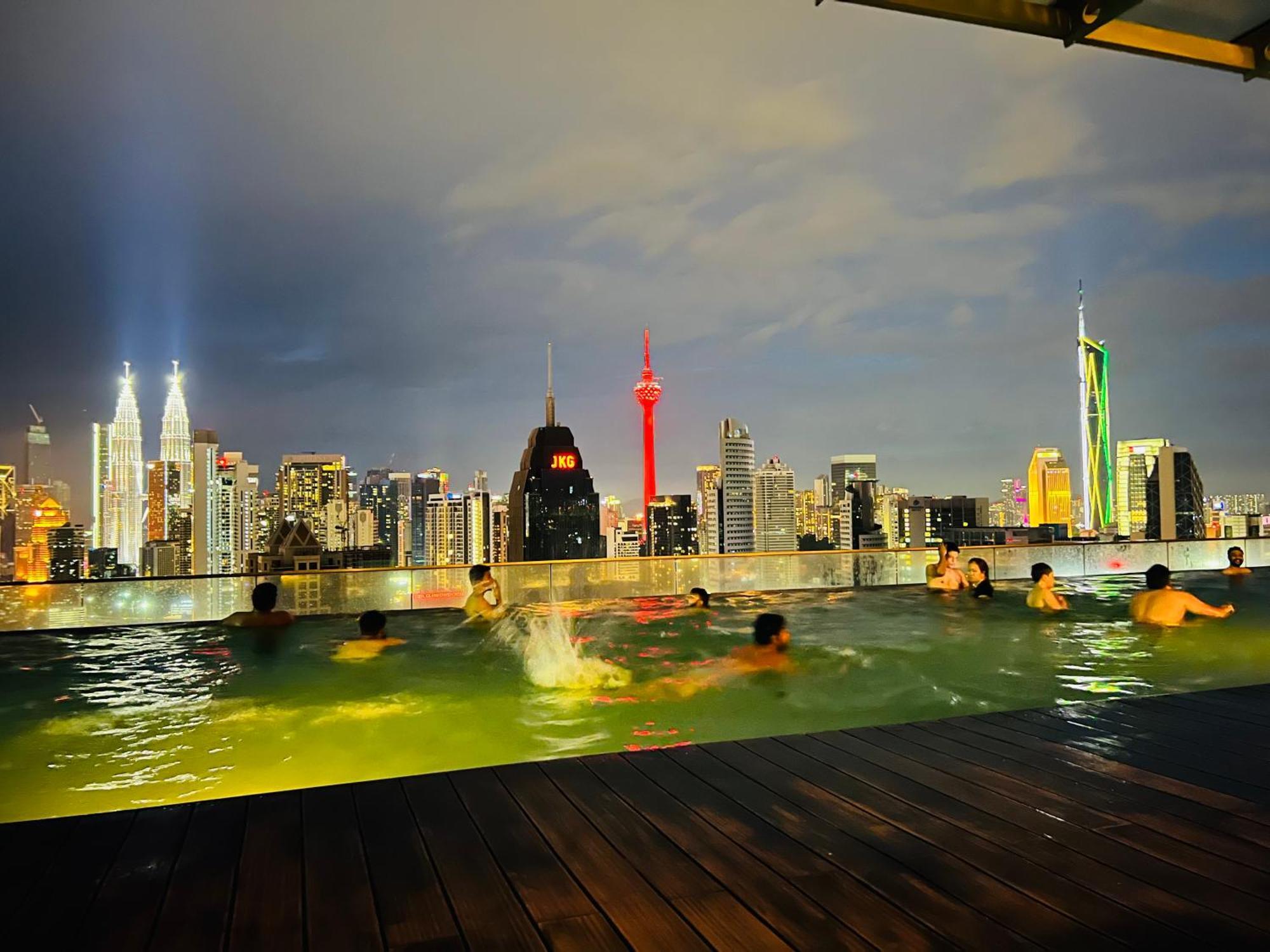 Regalia Suites & Residence By Enjoy Your Stay Kuala Lumpur Zewnętrze zdjęcie
