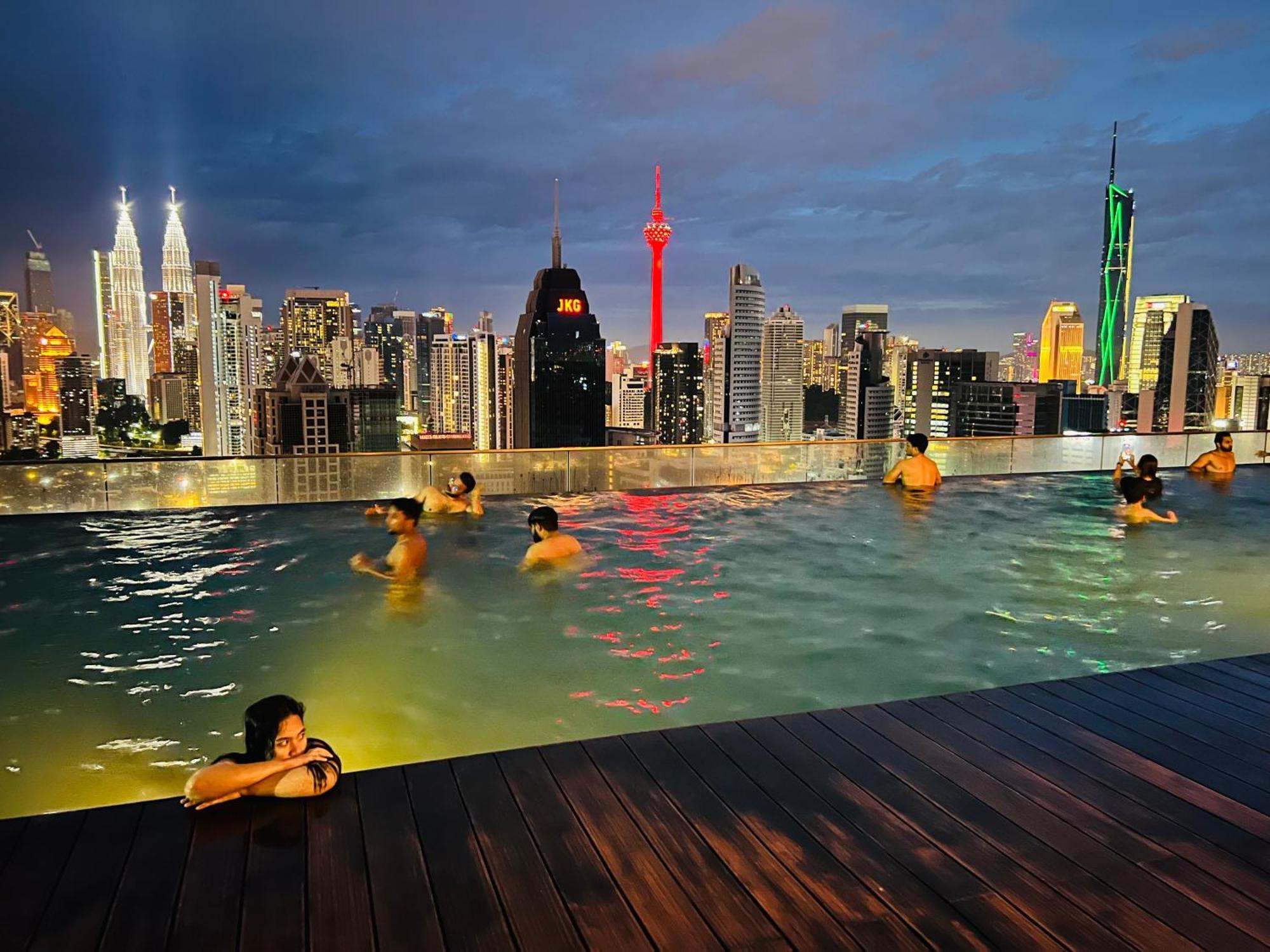 Regalia Suites & Residence By Enjoy Your Stay Kuala Lumpur Zewnętrze zdjęcie