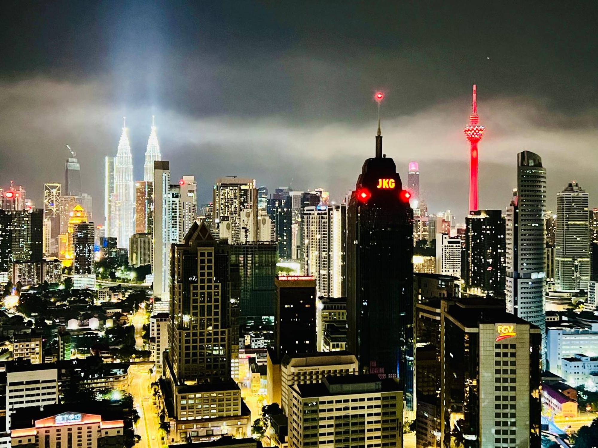Regalia Suites & Residence By Enjoy Your Stay Kuala Lumpur Zewnętrze zdjęcie