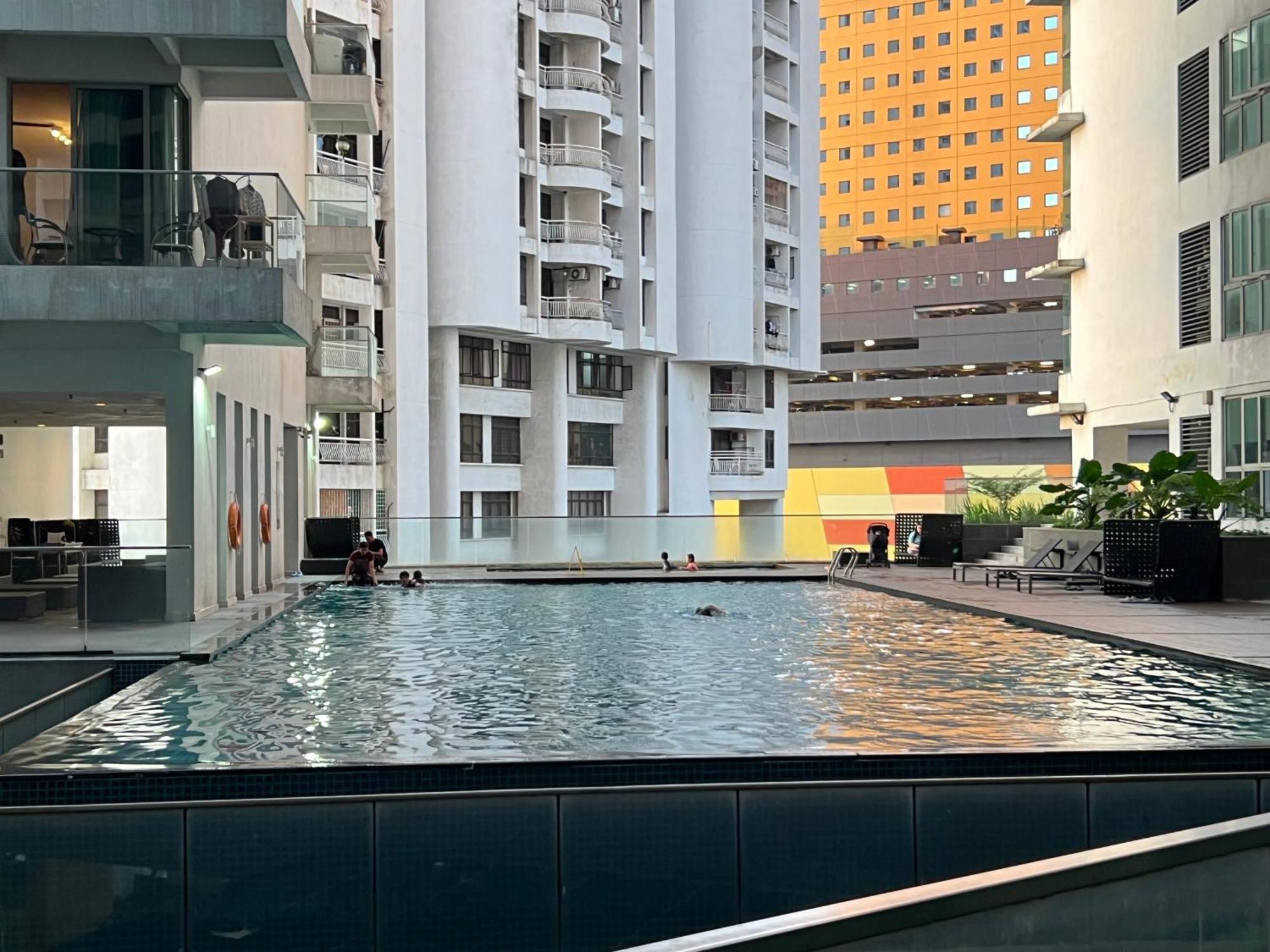 Regalia Suites & Residence By Enjoy Your Stay Kuala Lumpur Zewnętrze zdjęcie