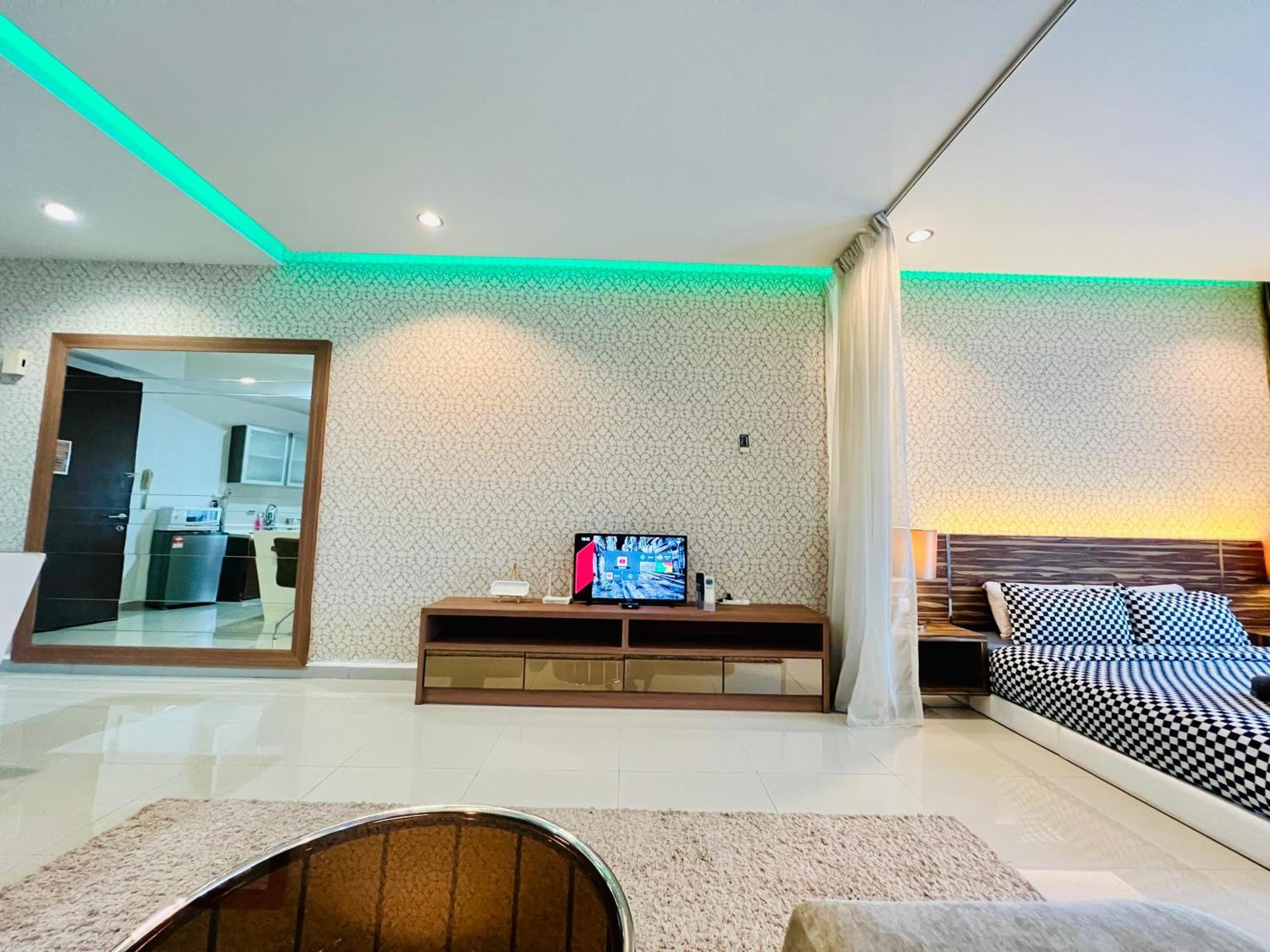 Regalia Suites & Residence By Enjoy Your Stay Kuala Lumpur Zewnętrze zdjęcie